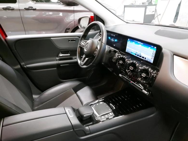 Mercedes B 180 d Aut. LED Widescreen Navi 1/2 Leather KeylessGo Klima PDC ... #5