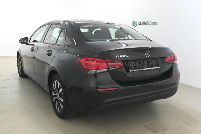 Mercedes A 180 d Aut. Widescreen Navi Camera KeylessStart Klima PDC ... #6