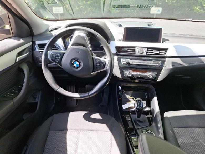 BMW X2 sDrive18d Pano Aut. LED Navi Camera Klima PDC ... #3